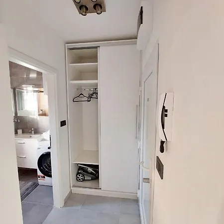 Appartement Stefan 1 *